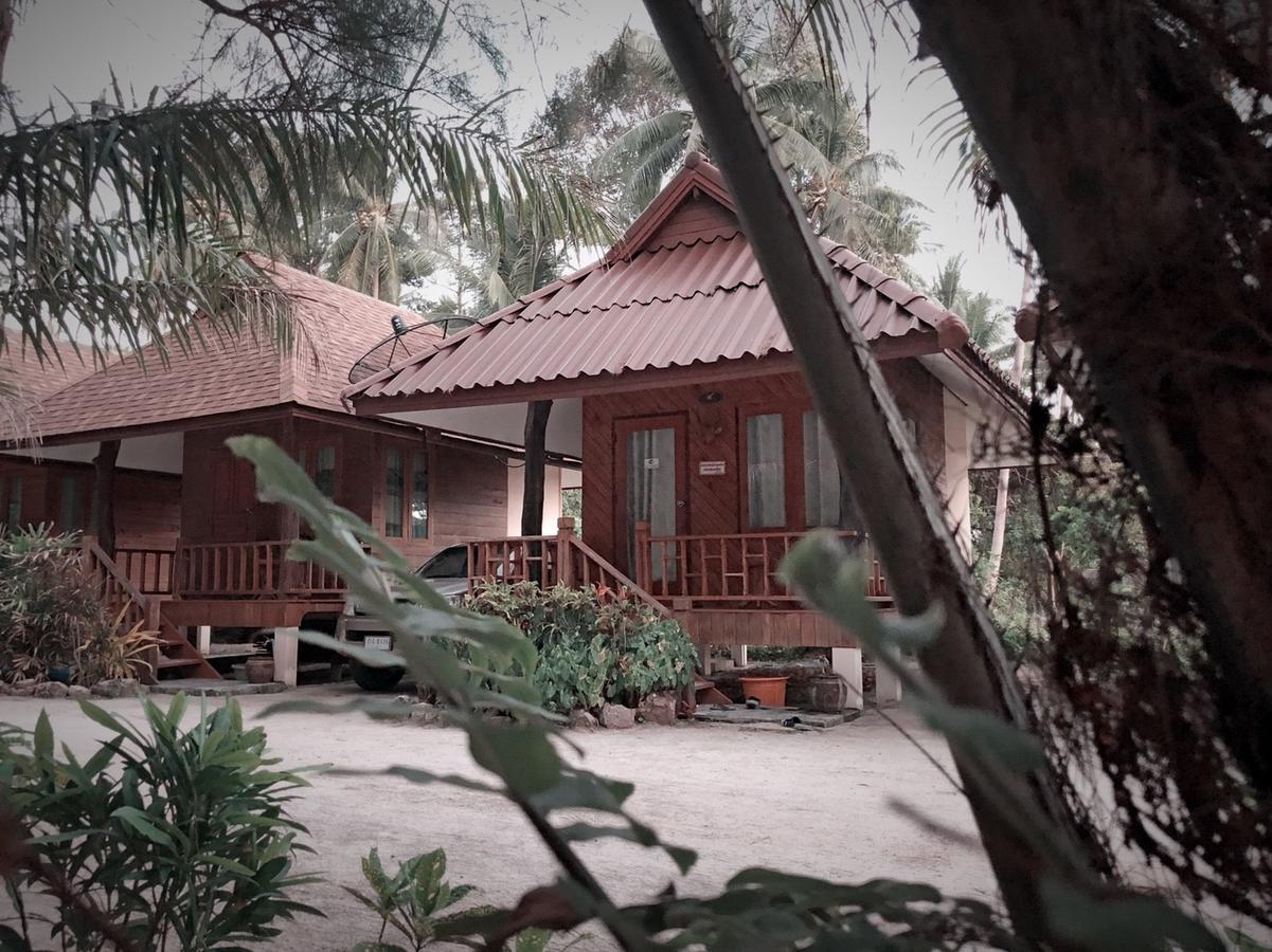 Baanchaylay Resort Khanom Exterior foto